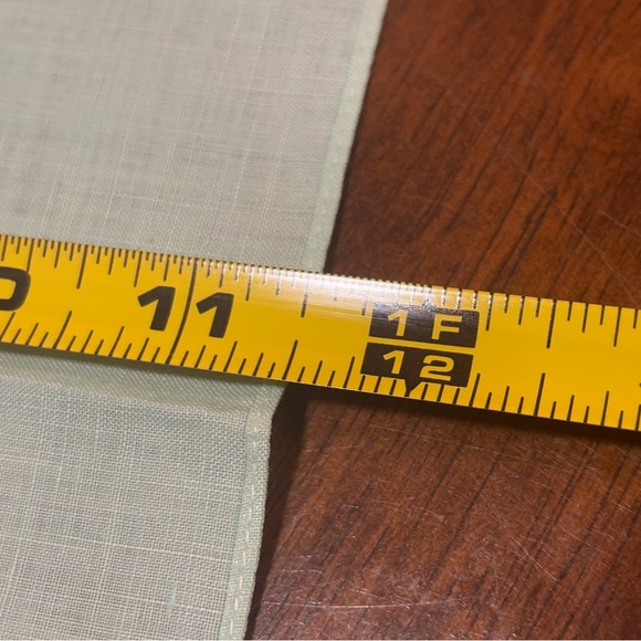 LADIES HANKIE/ Doily EMBROIDERY FLOWERS AND CROCHET Vtg Granny - Picture 11 of 11